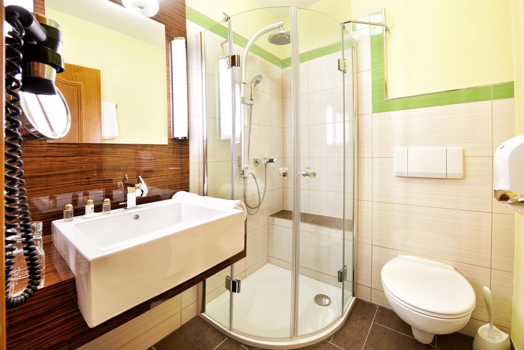 Revita Kocher Hotel 4*